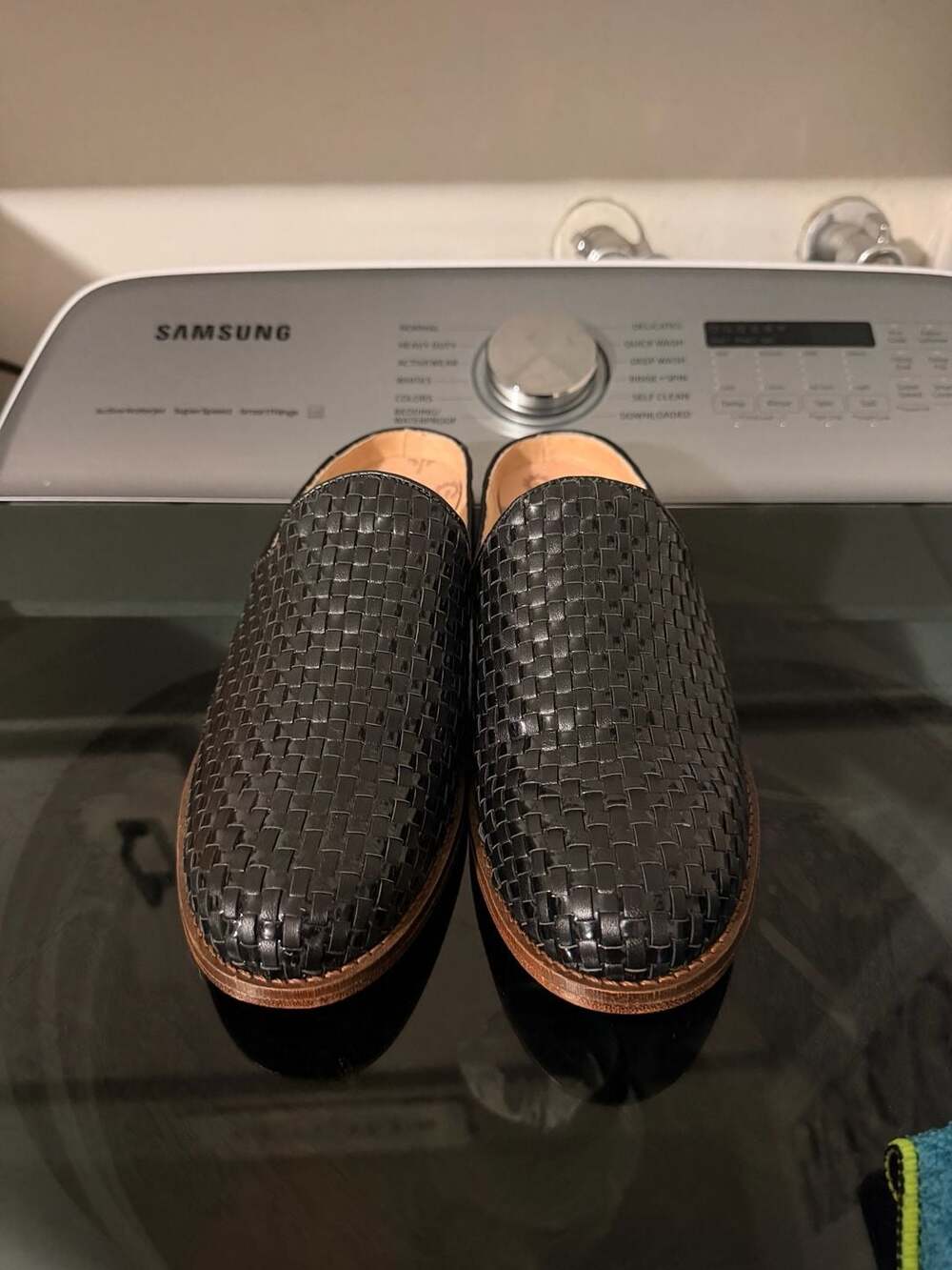 Brioso Jordyn Black Woven Leather Mules/Clogs
